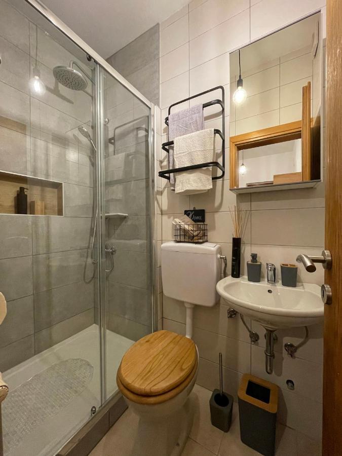 Studio Central Square Госпич Экстерьер фото